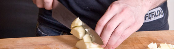 cutting-potatoes